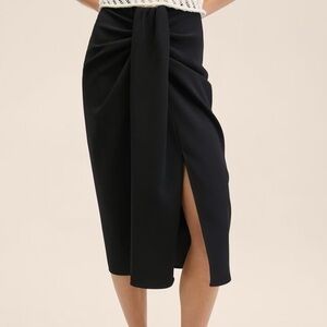 Black midi skirt